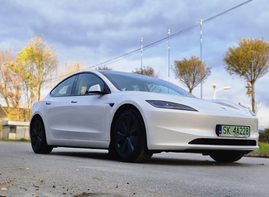 Tesla Model 3 Highland RWD - White