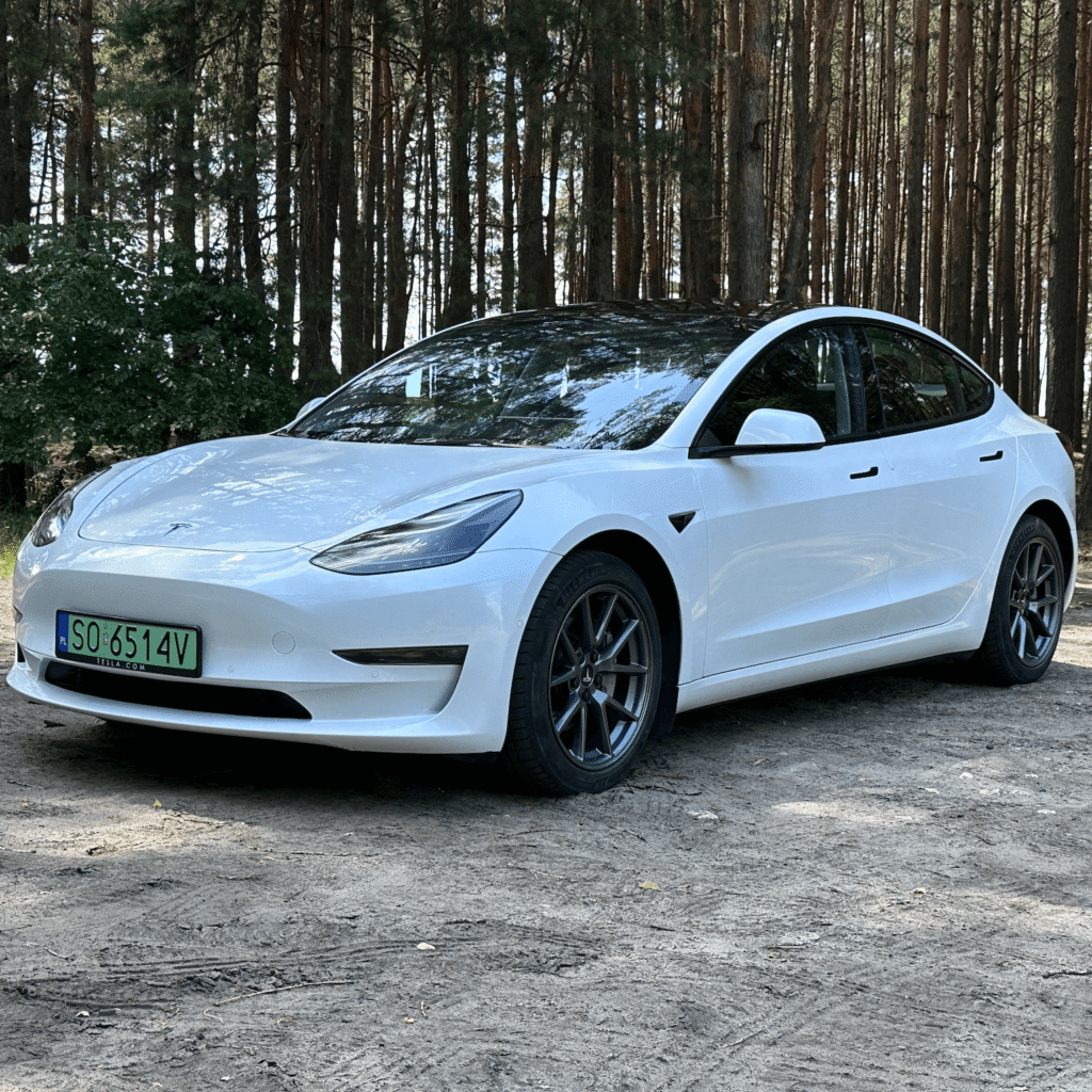 Tesla Model 3 - White Long Range